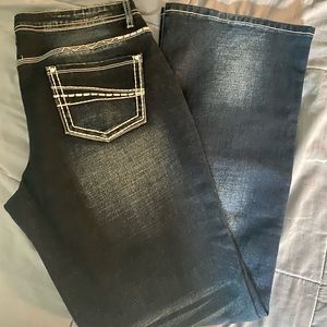 Flamingo woman’s jeans.